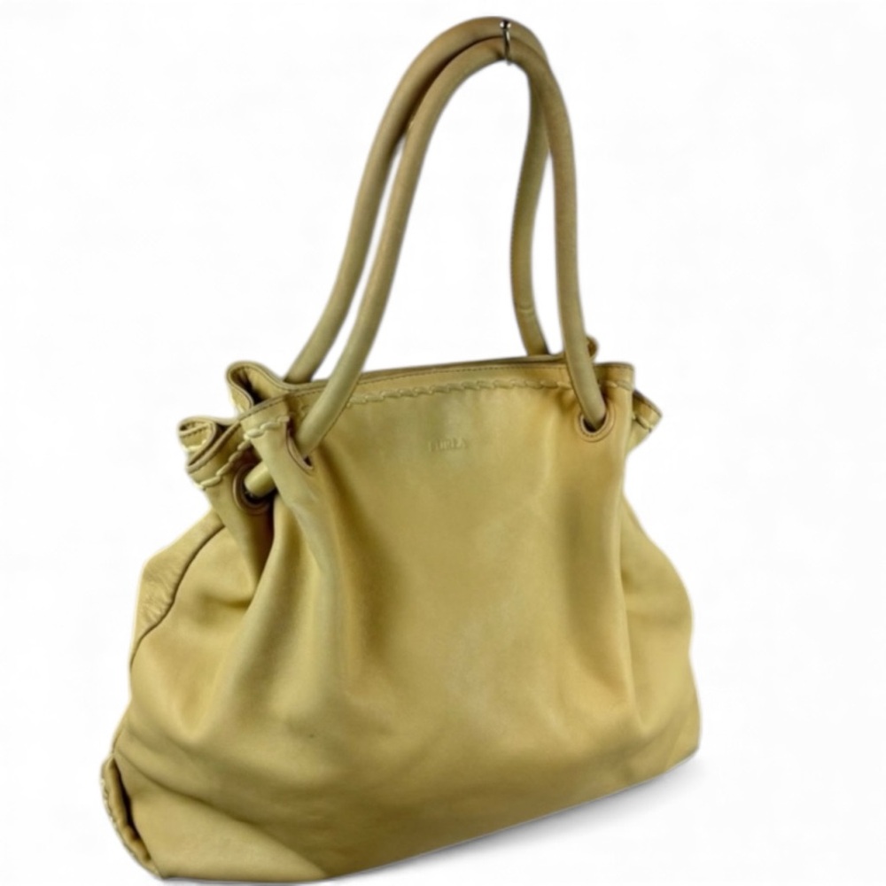 Furla Carmen Tote Bag Soft Supple Leather in‎ Cream